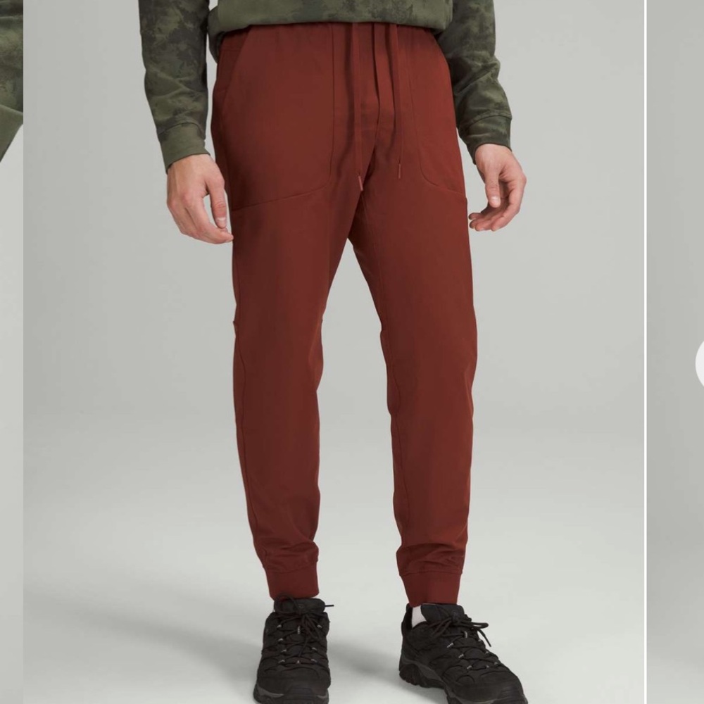 Lululemon ABC Jogger *Warpstreme
Date Brown